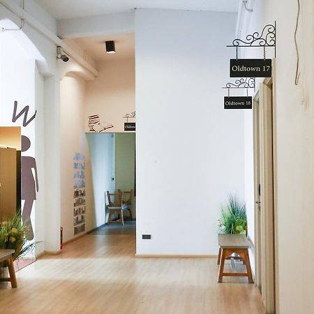 Oldtown Hostel Bangkok Ngoại thất bức ảnh