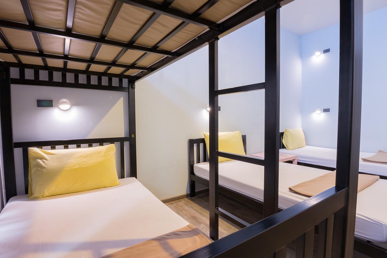 Oldtown Hostel Bangkok Ngoại thất bức ảnh