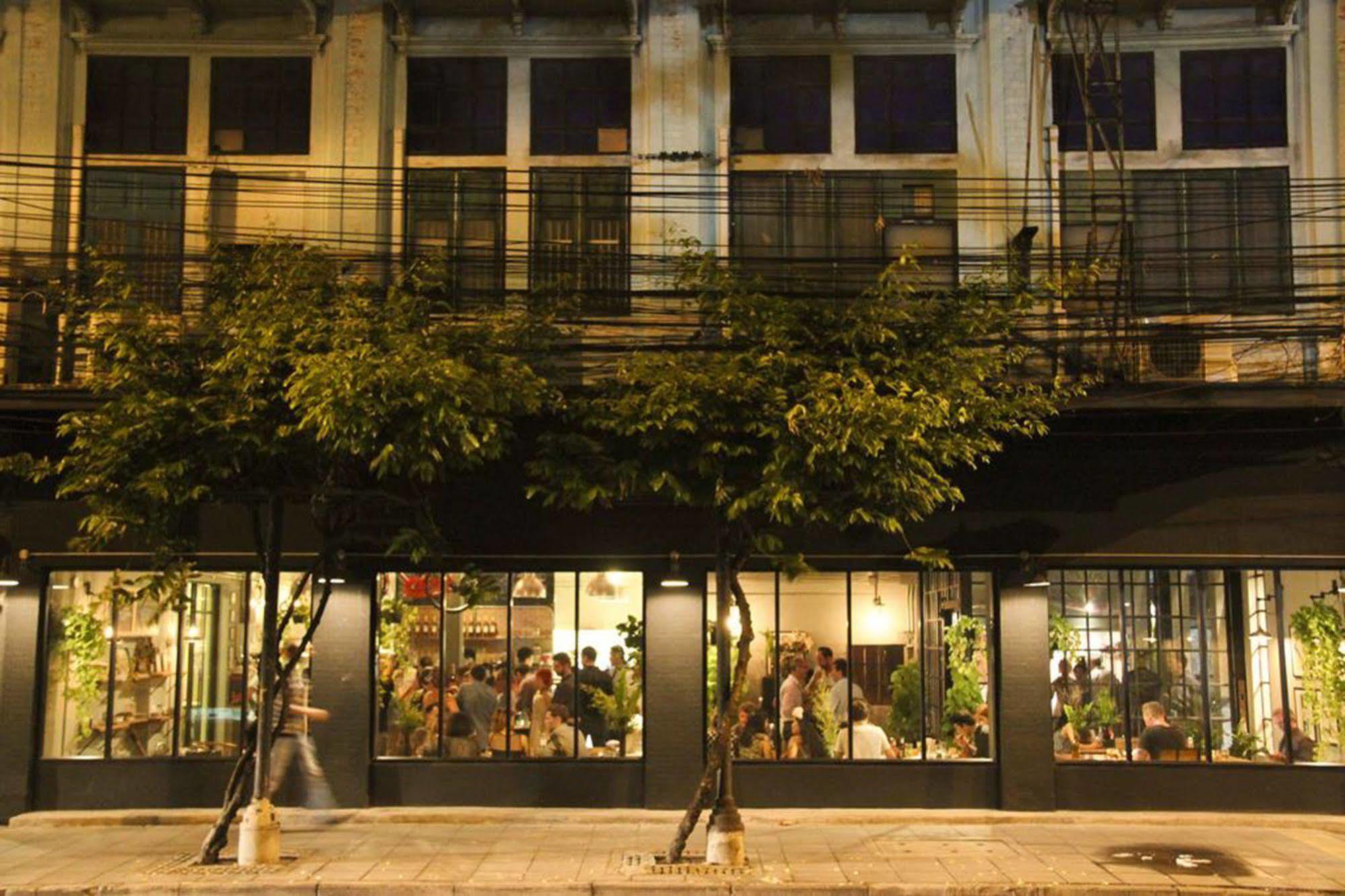 Oldtown Hostel Bangkok Ngoại thất bức ảnh