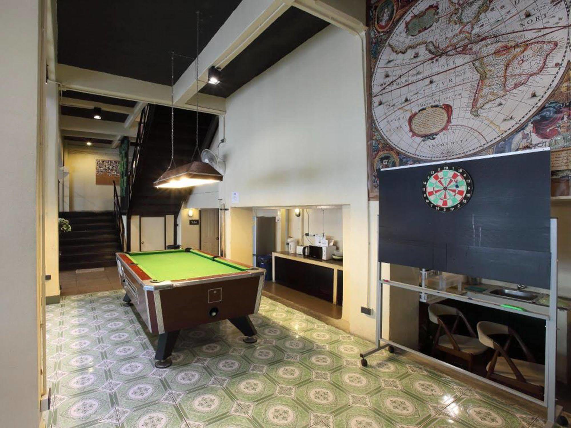 Oldtown Hostel Bangkok Ngoại thất bức ảnh